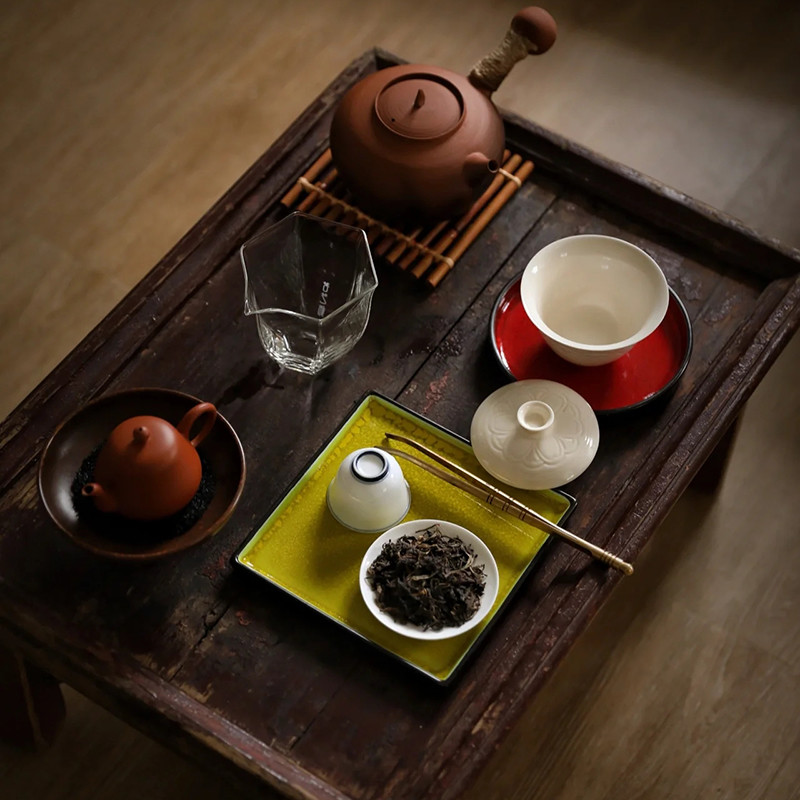 用盖碗泡茶一定要沥干茶汤吗如果茶汤没有出尽会发生什么情况