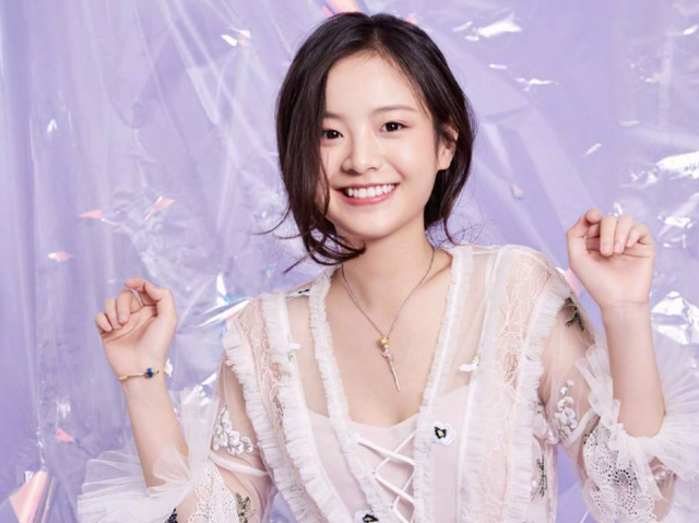 娱乐圈新四小花出炉张子枫赵今麦谁是第一人刘浩存争议大