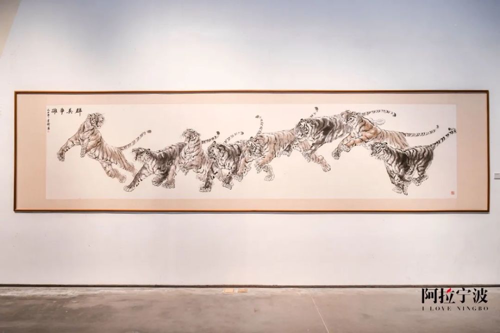 画虎画成"江南虎王"艺术家:何业琦地点:宁波美术馆(江北区人民路122号