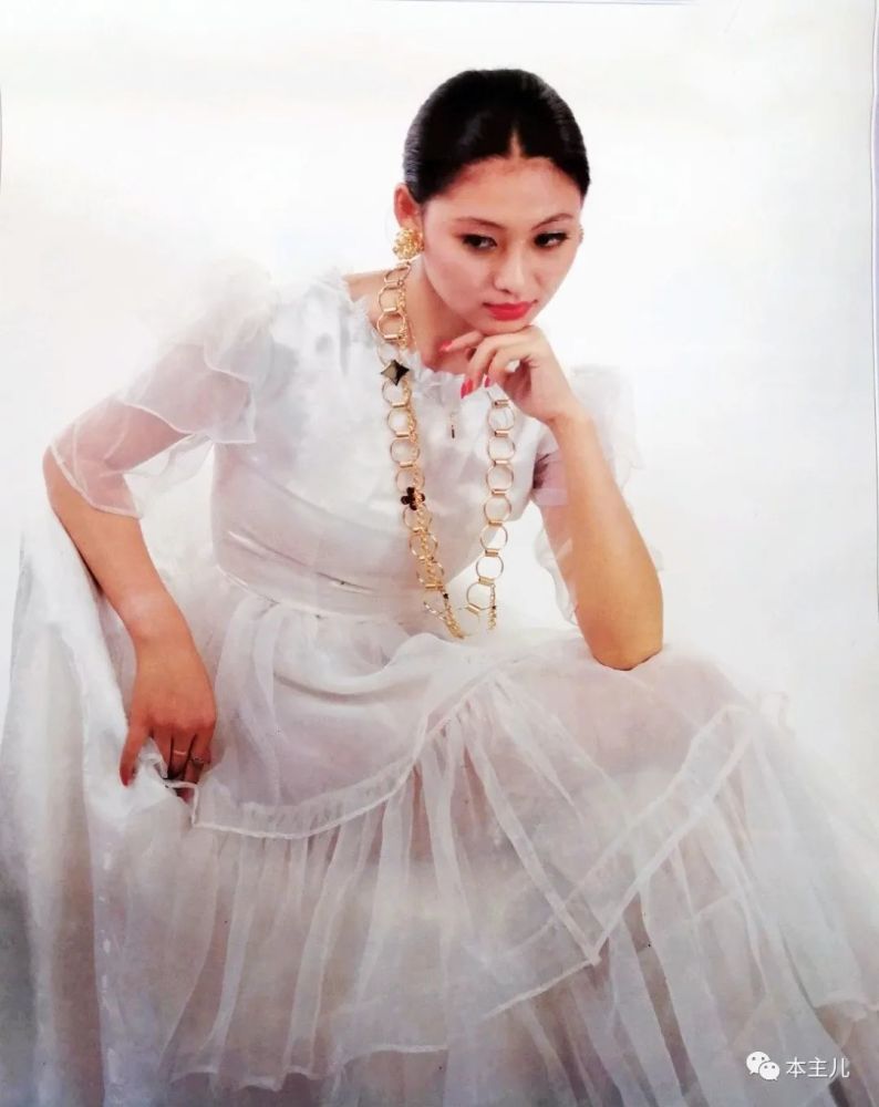 北京之花潘婕初吻献给王志文52岁婚姻成谜如今生活状况怎样