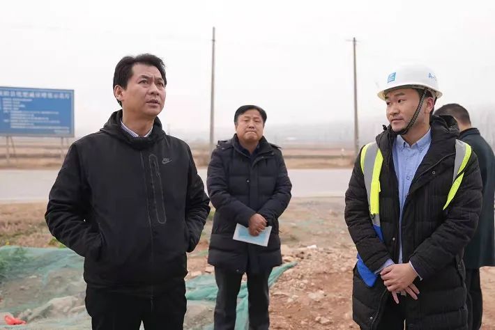 县委副书记,县长杨秀颀深入山镇,枞阳镇督导疫情防控和集中隔离点设置