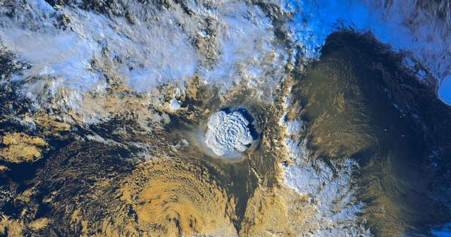 美日气象卫星都拍到汤加火山喷发场景,为何我国没有拍到?