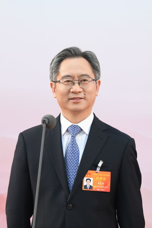 厅长通道李志坚科技创新引领高质量发展