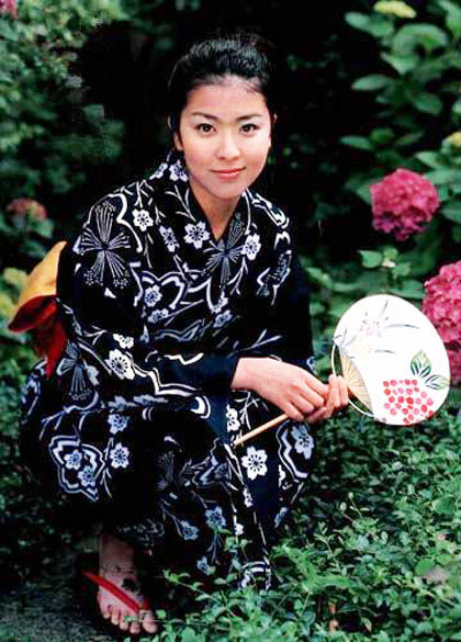 松隆子:木村拓哉的意难平!嫁大16岁丑丈夫,如今比工藤静香漂亮_腾讯新