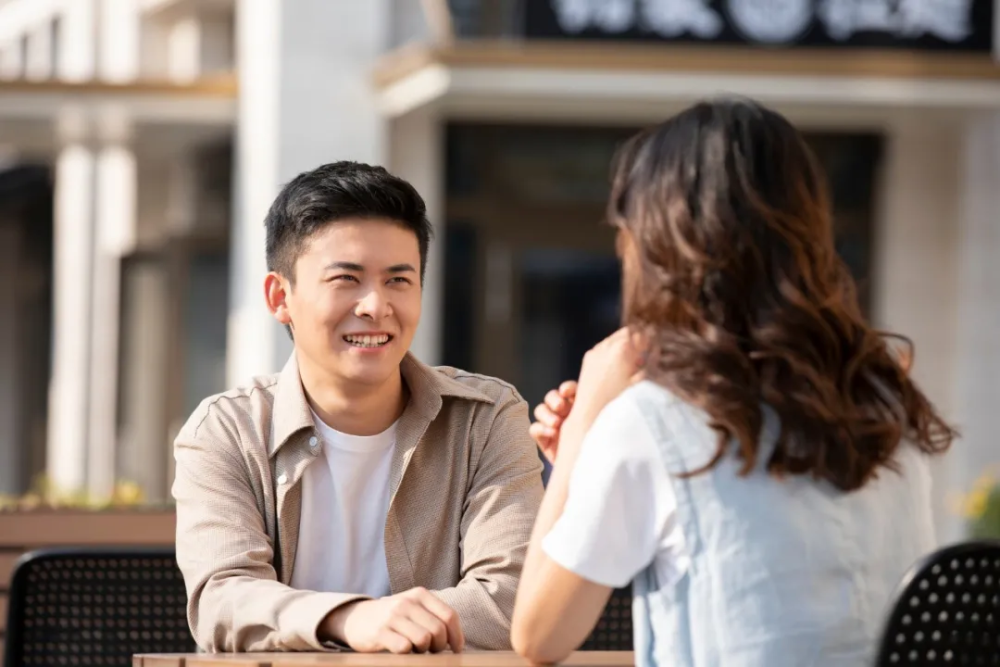 怼得有道理,男女相亲,第一次大多是看看有没有眼缘,再考虑要不要继续