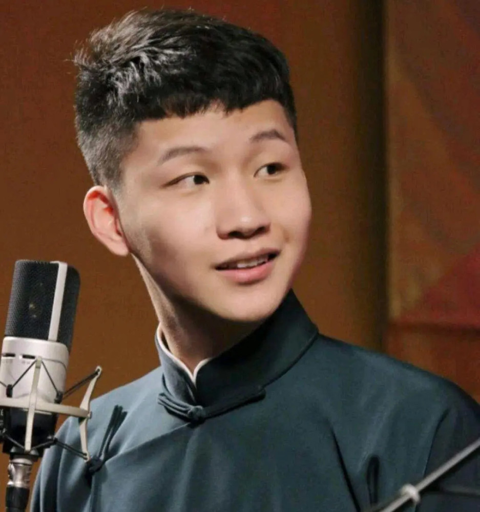 德云社众演员调侃岳云鹏孟鹤堂最直接也最搞笑