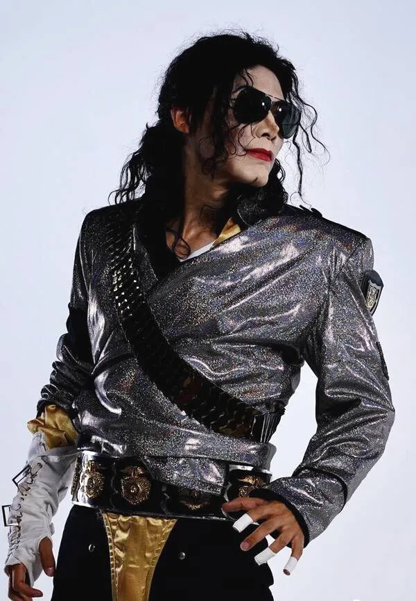 小伙模仿杰克逊爆火签约好莱坞走上人生巅峰