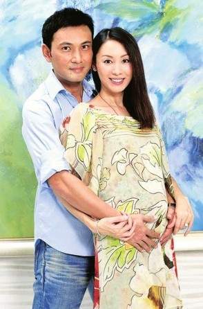 还说他们很恩爱,自己坚信林文龙没有出轨