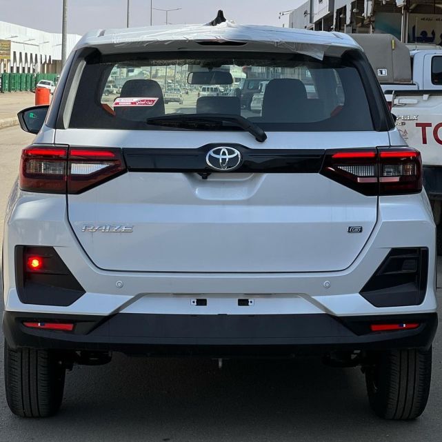 丰田入门suv来袭!竞争缤智,酷似缩小"汉兰达",帅气