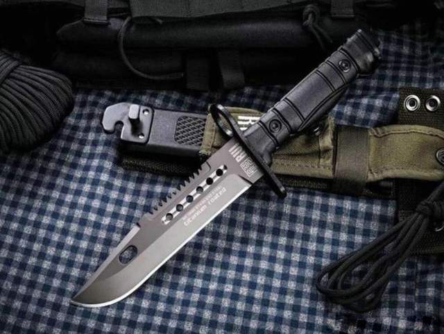25种现代特种兵战术刀，个个都很漂亮，你喜欢哪一个_腾讯新闻