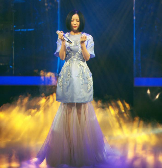 姚贝娜七周年9岁登台27岁获青歌赛冠军32岁登春晚33岁患癌她为何拒绝