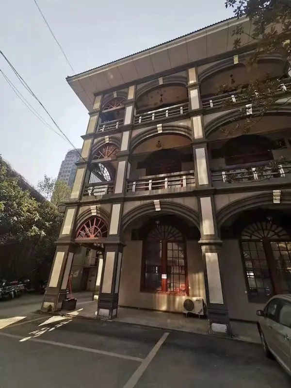 贵阳故事(八)|虎峰别墅的前世今生_腾讯新闻