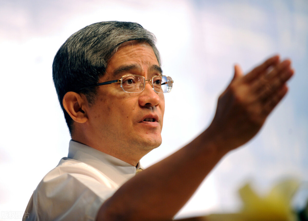 郎咸平教授:包养空姐3年,追回2套购房款,还差点送出900万债务_腾讯新