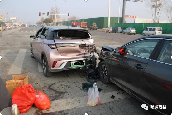 2022年01月11日09时10分,李某某驾驶车牌号为豫jjn1*的小型客车,沿