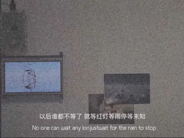 人是不会约束一个自己不爱的人 爱得越深 约束欲越深 没有例外 除非不