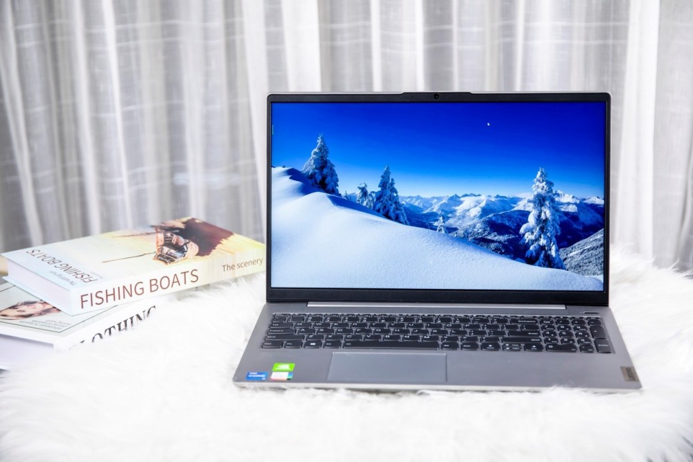 15寸大屏标杆联想小新air15新评测