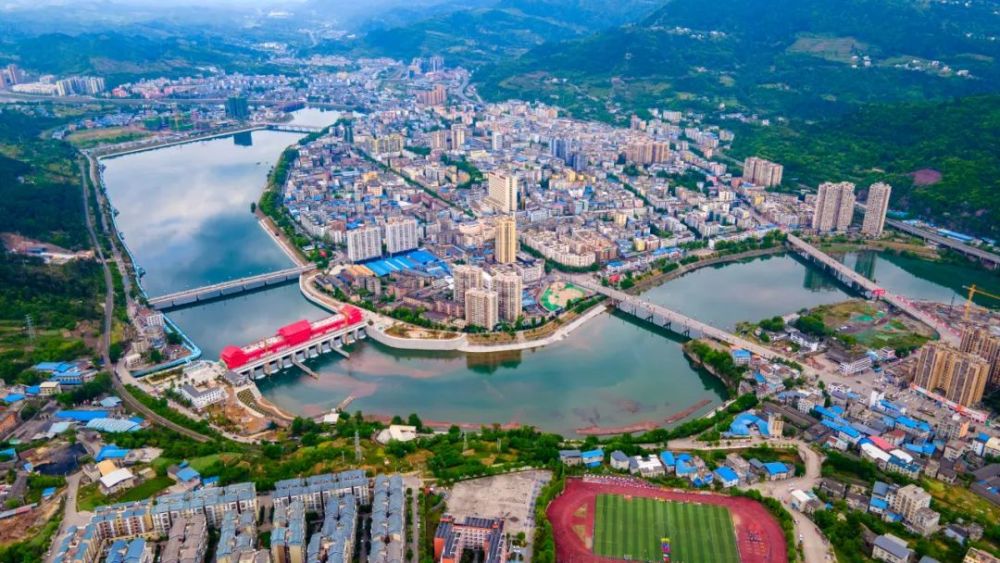 白天游红桥晚上逛红城正月初一到初三旺苍这些地方人气特别旺