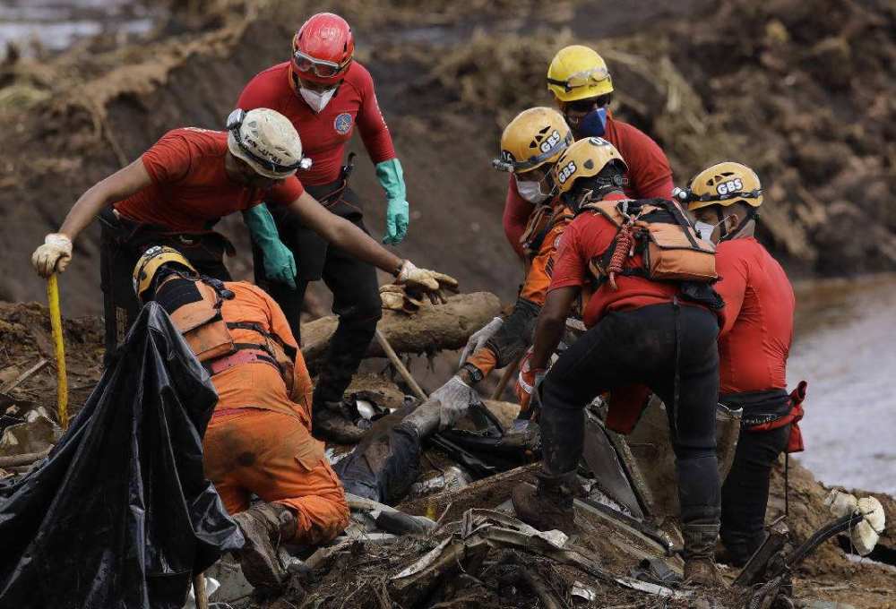 拒绝救援人员入境汤加火山爆发2000多名华人失联