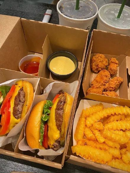 关于晒美食的朋友圈文案