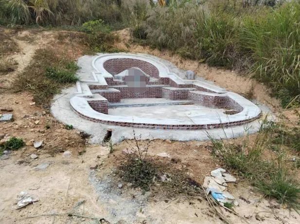 莆田10座豪华墓,"活人墓"被拆!