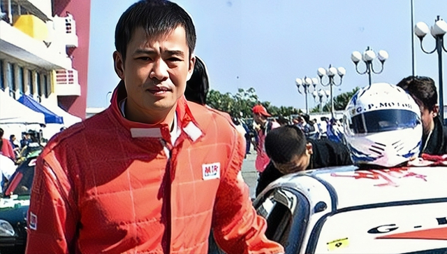 本期走近水房偶像派人物,江湖车神--"盲亨".