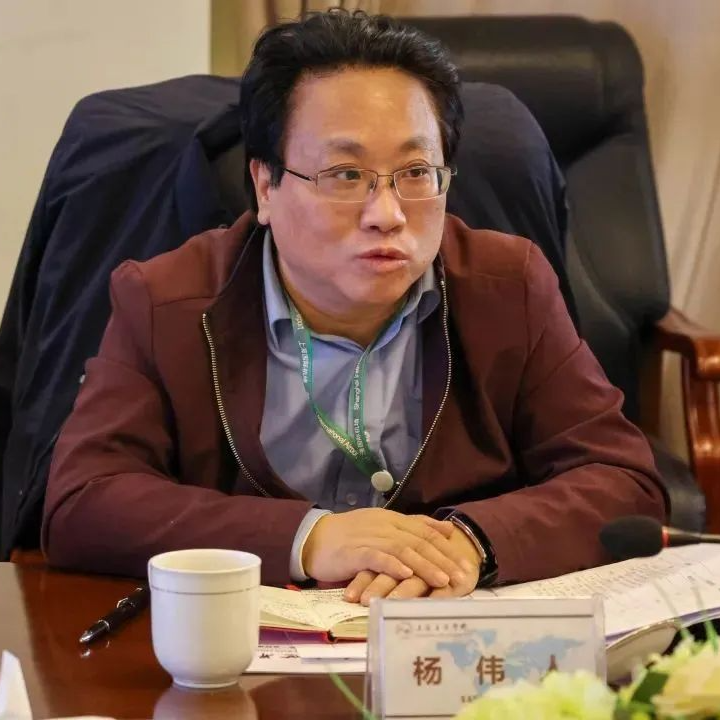 市教卫工作党委杨伟人副巡视员一行来校调研指导疫情