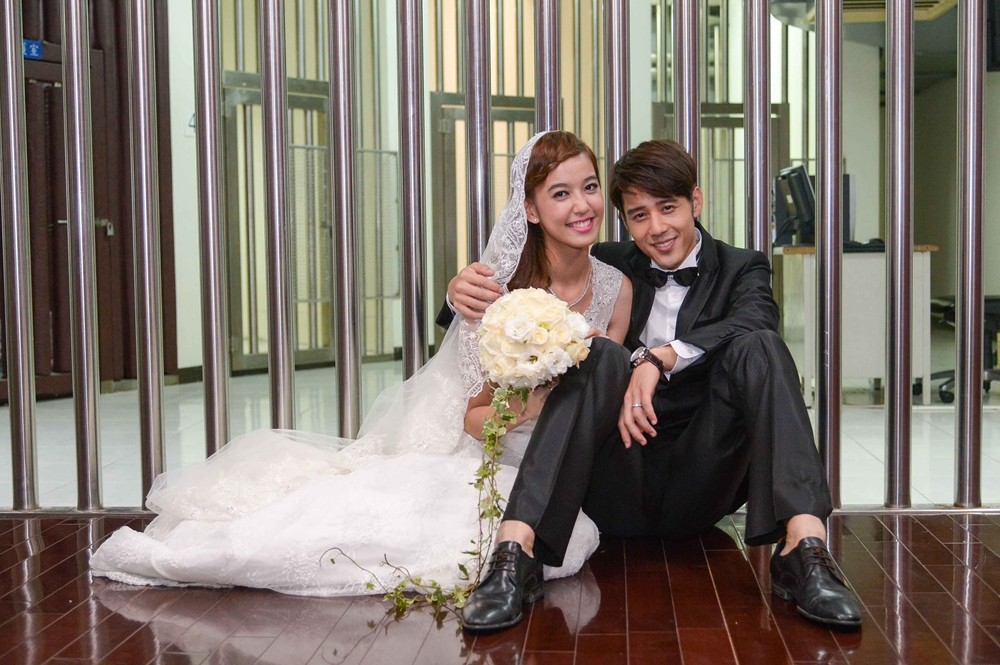 真爱cp成真32岁陈庭妮保养秘诀大公开全靠美容油养出水光肌