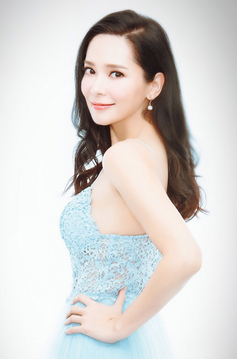 港姐郭羡妮两次恋上人夫,败光好名声,下嫁河南穷指导翻盘逆袭插图8