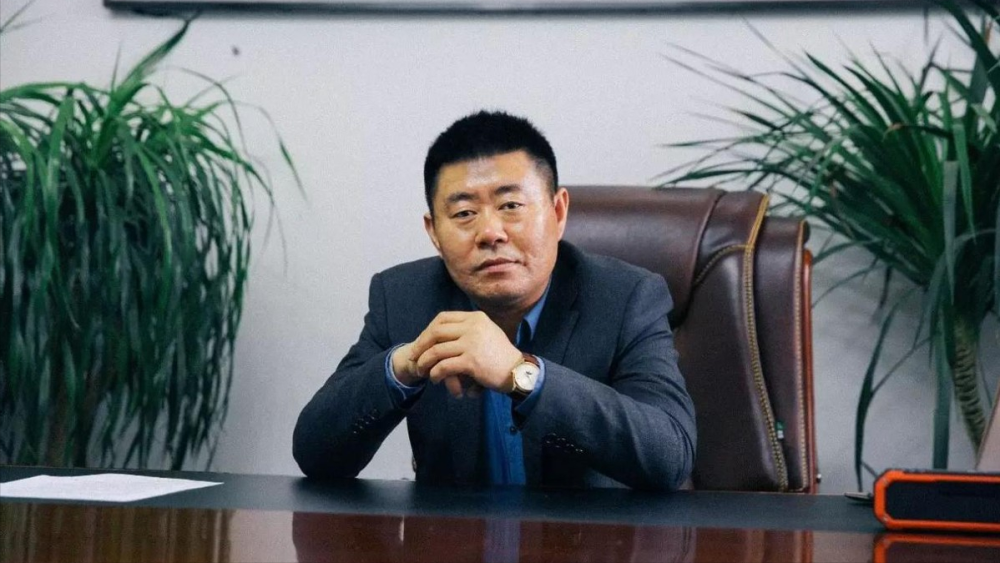 33岁收破烂13年后变亿万富翁圆通老总曹玉根有怎样的传奇经历