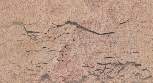 鄂尔多斯盆地侏罗系煤层上部覆盖有基岩孔隙裂隙含水层和第四系松散层