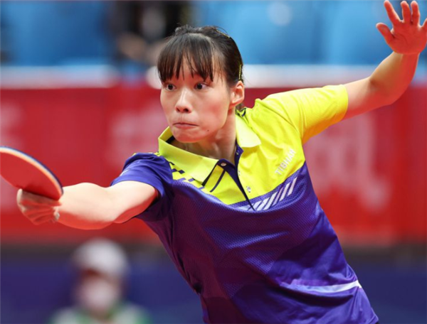 积极,很快就将比分打到了4:1,后续孙闻,石洵瑶两人也是在积极调动自己