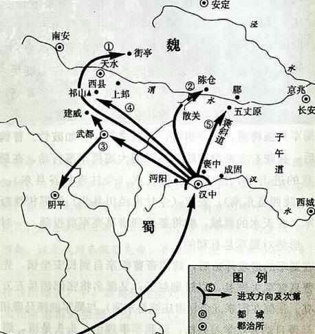 诸葛亮上方谷火烧司马懿却遭遇暴雨,为什么不让手下用弓箭射?