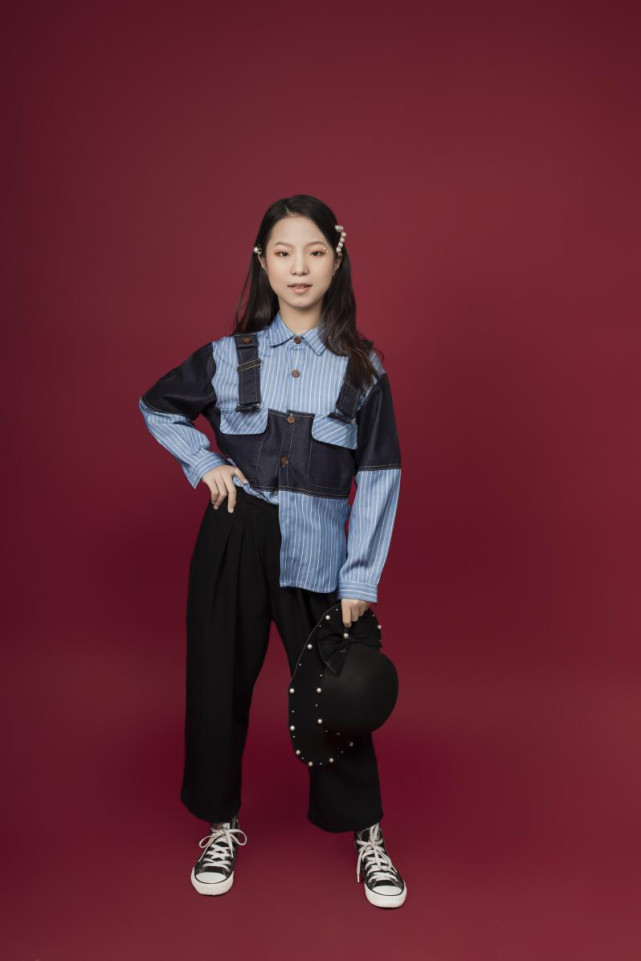 超人气冠军---张艺馨