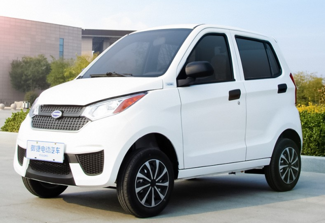 特点:小巧灵活,不怕拥堵第一款车型:御捷祥和260尤其是具有一定品牌度