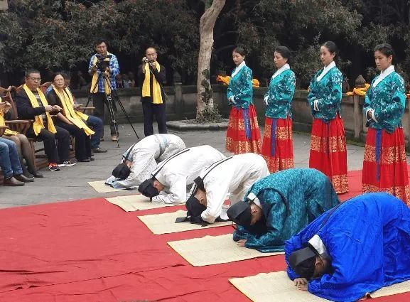 让中国礼仪影响世界相见礼俗之拜礼