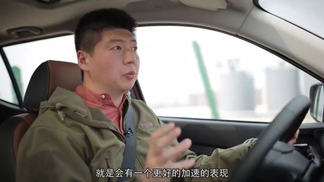 盘点国内知名车评人的座驾，百万豪车真多，干这行这么赚钱？_腾讯新闻