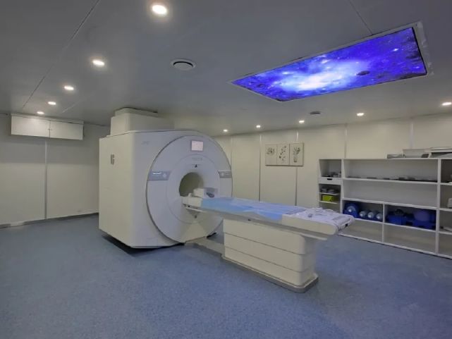 棒海曙区援助喜德县首台核磁共振仪投用