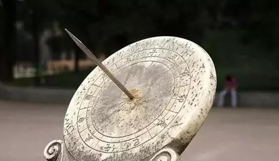 人们使用木材来辅助生活构筑生活,从狩猎工具到建筑屋舍,家具,纸类