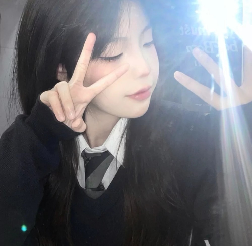 风格女头情绪化文案