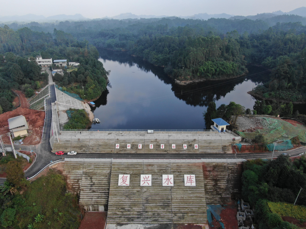 青神县西龙建机场图片