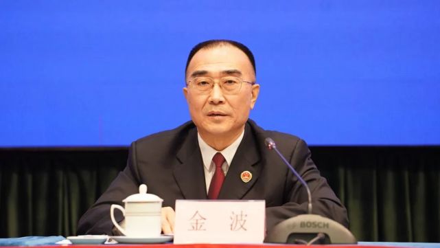 40名目标逃犯全数到案//省公安厅刑侦局副局长陈俊华表示,为了将"漏网