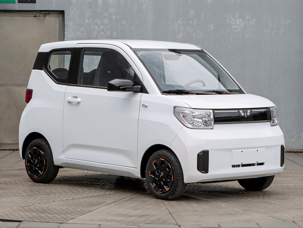 新款五菱宏光miniev长大了男孩子的大玩具预计一季度上市