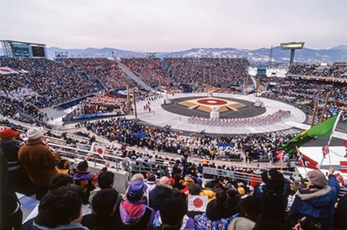 奥运典藏1998年长野冬奥会赛前降雪不够奥组委去寺庙求雪