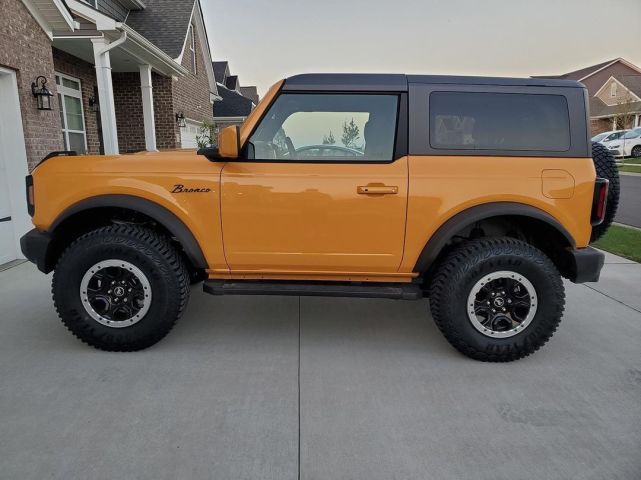 全新福特bronco双门短轴柴油引擎硬派元素爆棚还看啥卫士