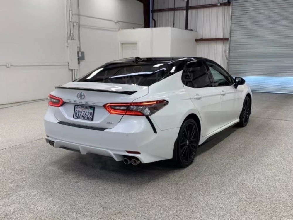 6缸版凯美瑞现身双色车身运动套件落地或超30万