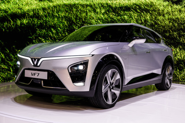 当全球注意力都被大众,通用,宝马和奔驰等老牌汽车制造商牢牢吸引时