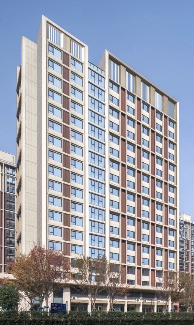 公建化立面:精细化住宅设计(tod开发模式)