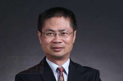 四季报中的明星基金经理:邬传雁多反思,傅鹏博淡定如山_腾讯新闻