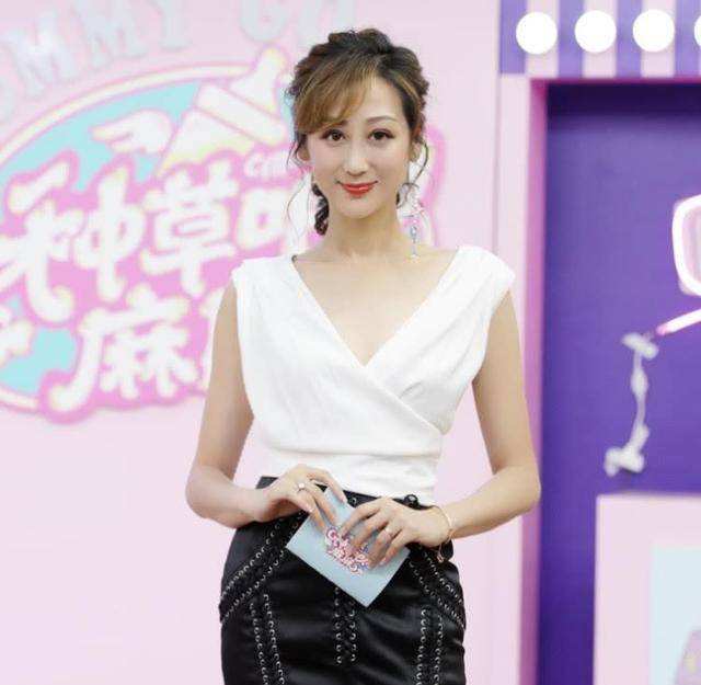 原谅陈浩民的不忠,为他5年生4胎,蒋丽莎后悔了吗?