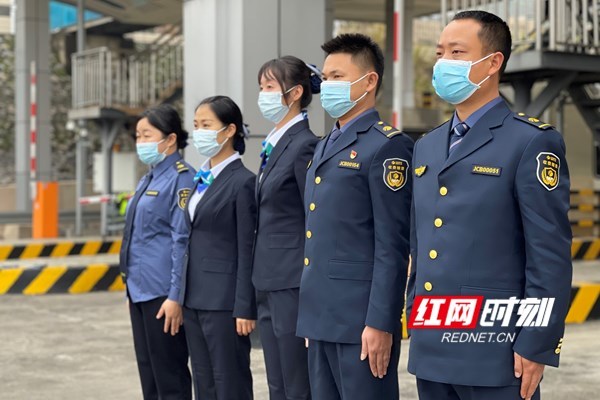 株洲高速公路员工制服"换新装"_腾讯新闻
